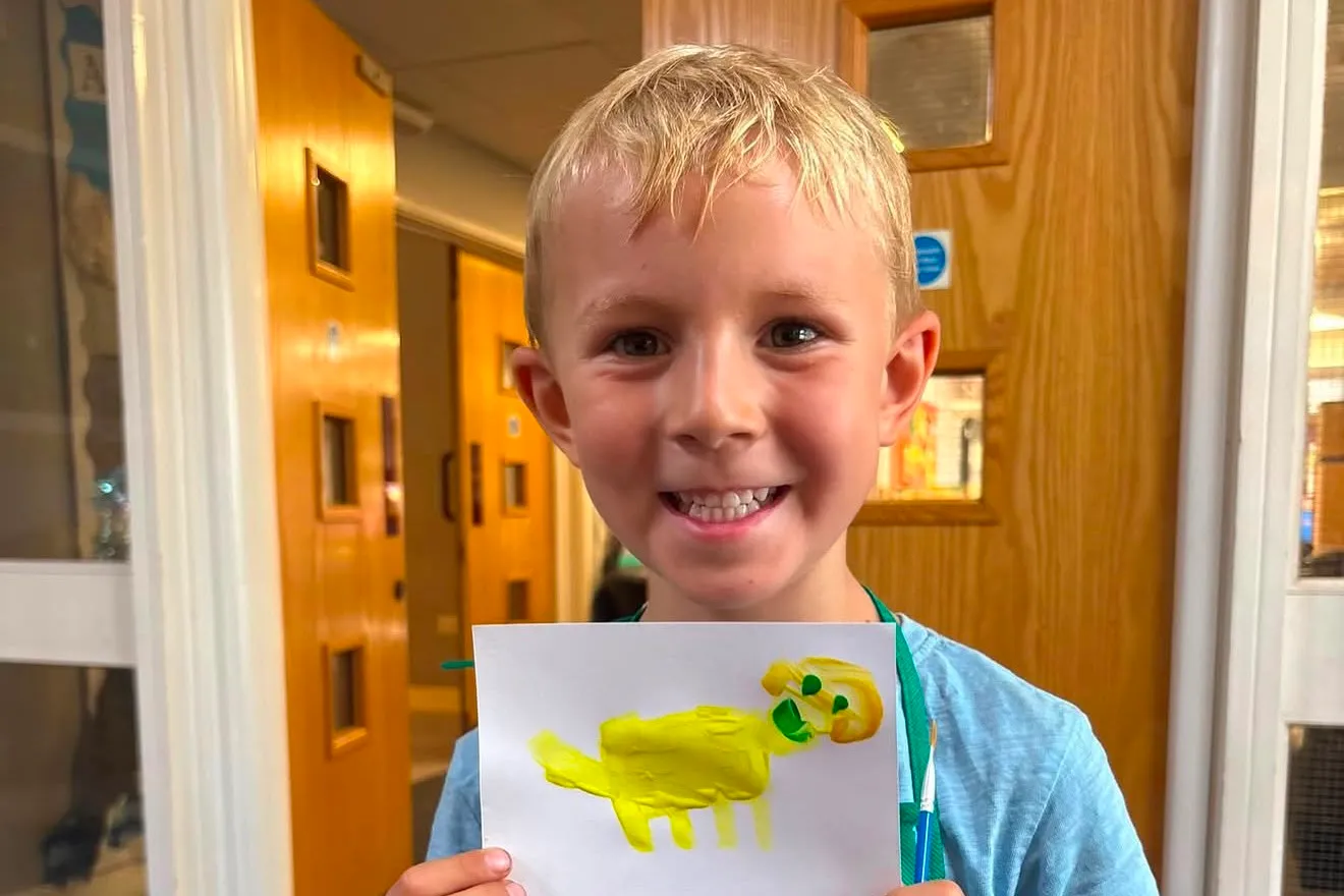 Crafts, sports & adventure at Forbesy Camps